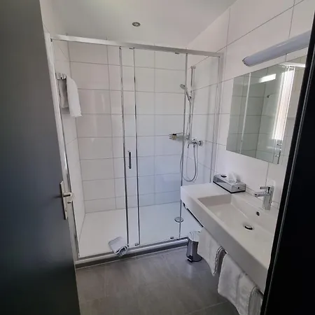 Hotel Central Hotel 3*
