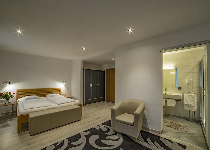 Hotel Central Brégence